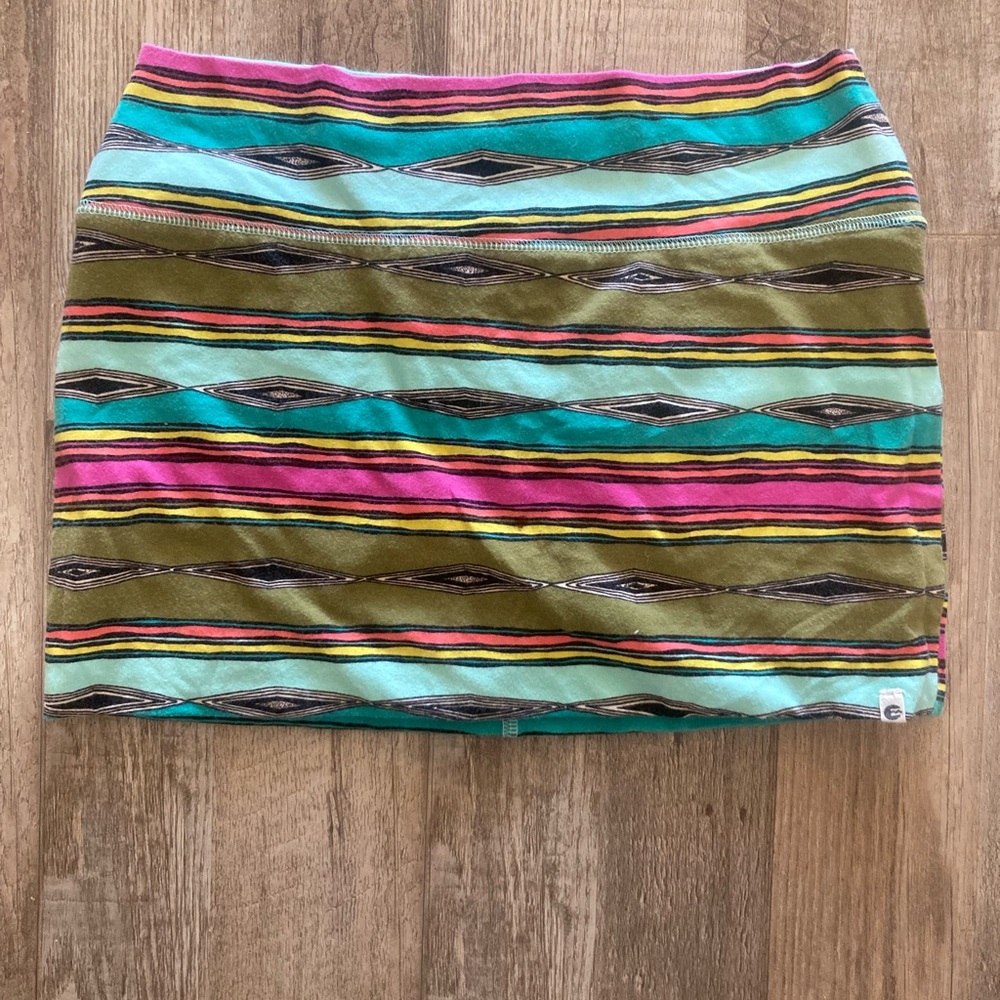 Billabong skirt Aztec print colorful